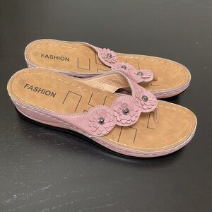Women's Pink Sandals Faux Suede Flower Thong Sandals Size 43